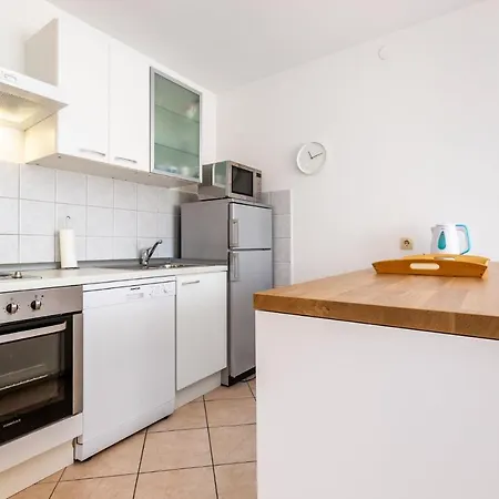 Apartman Azzuro *